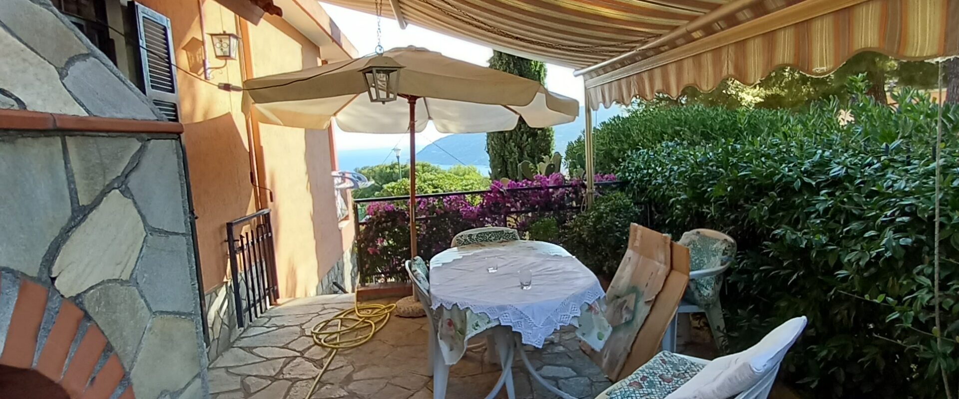 RIF.36 VILLINO CON VISTA MARE