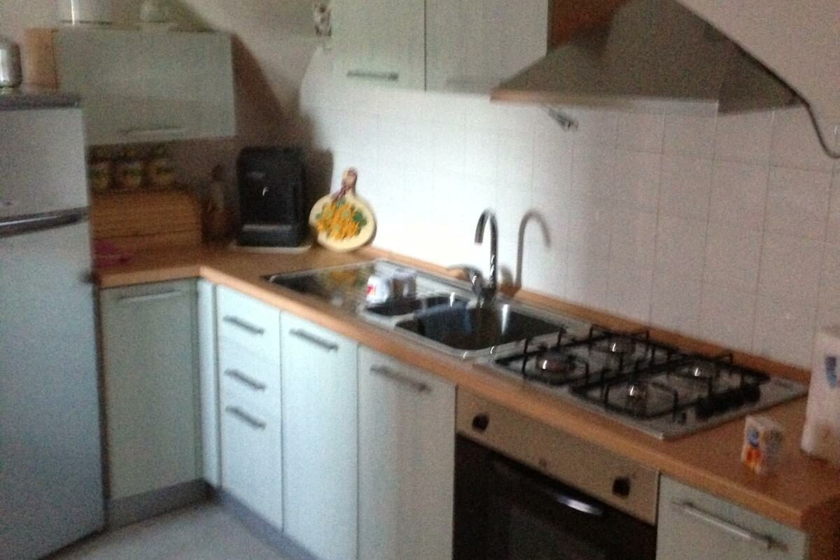 RIF.31 AMPIO TRILOCALE A POCHI KM DAL MARE