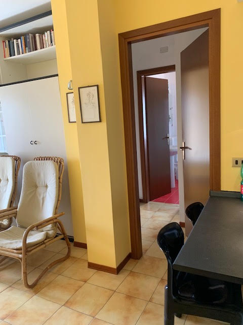 RIF.23 BILOCALE CON TERRAZZO ANGOLARE