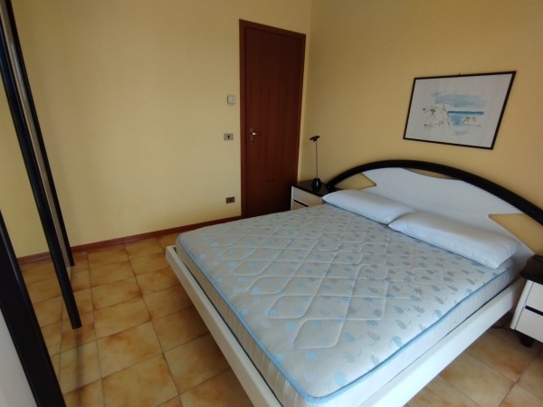 RIF.23 BILOCALE CON TERRAZZO ANGOLARE