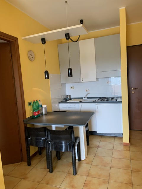 RIF.23 BILOCALE CON TERRAZZO ANGOLARE