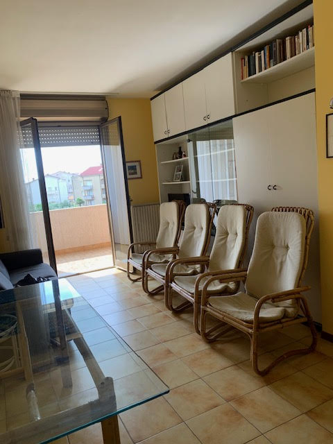 RIF.23 BILOCALE CON TERRAZZO ANGOLARE