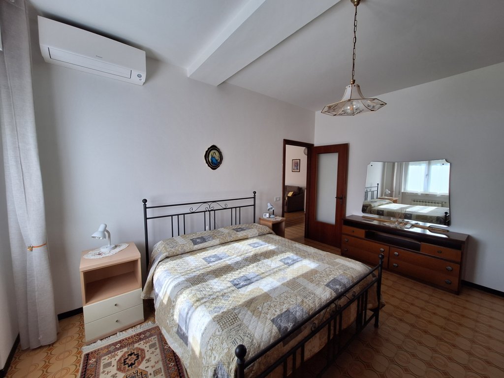 RIF.2 BILOCALE IN PICCOLA PALAZZINA