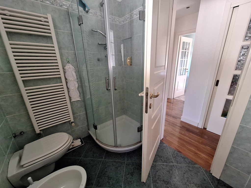 APPARTAMENTO IN VILLA