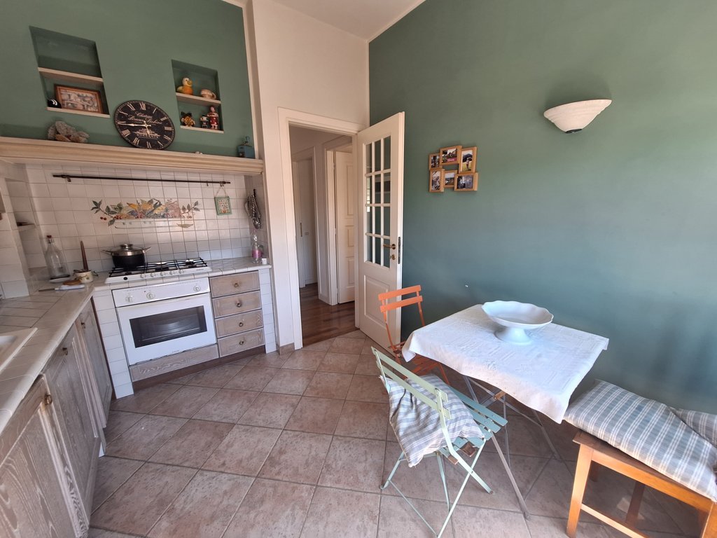 APPARTAMENTO IN VILLA