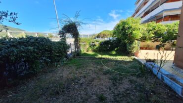 QUADRILOCALE CON GIARDINO